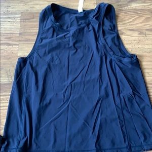 Size 4 lululemon tank